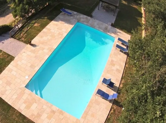 Swimming Pool. Casa della Maestra. Vacation Villa Tuscany Umbria Border, Italy.