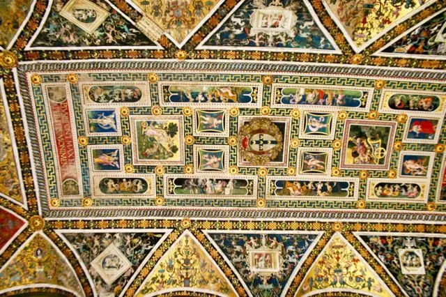 The ceiling of the Piccolomini Library