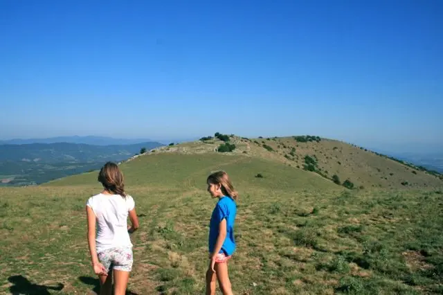 Walking on Monte Tezio in Umbria