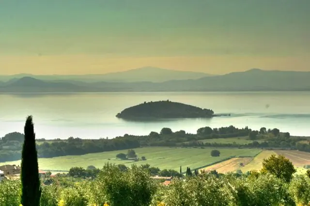 Isola Maggiore On Lake Trasimeno