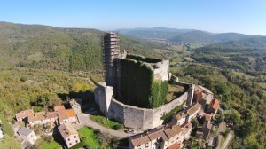 Rocca di Pierle seen from above