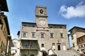 Cortona-Town-Halll